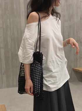 韩国官网代购女装Dearest 2025春季新品慵懒性感大领口露肩T恤