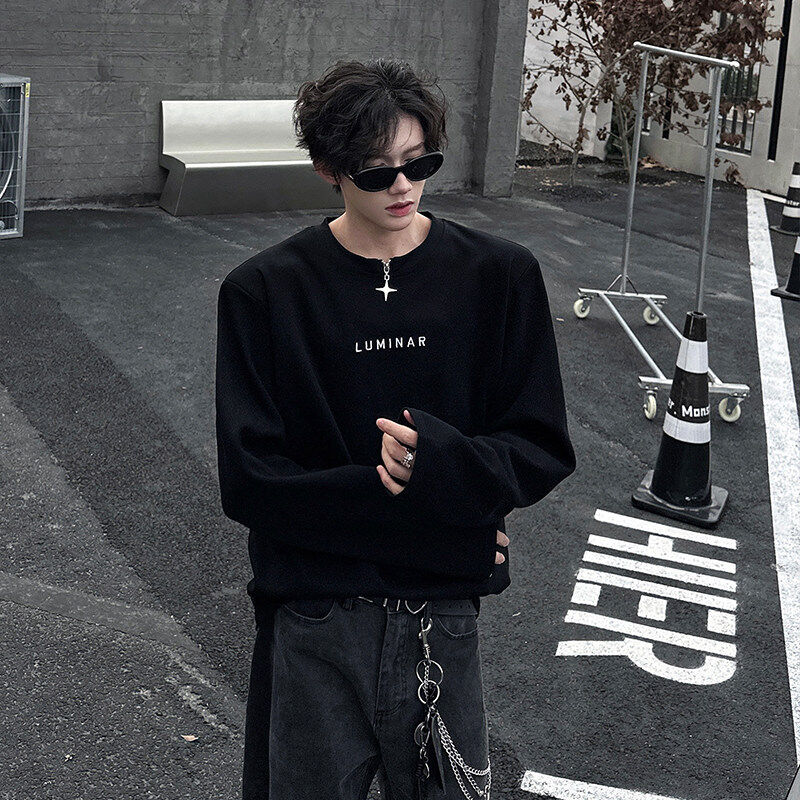 春季美式高街金属星星装饰设计感垫肩长袖T恤男痞帅韩版内搭上衣