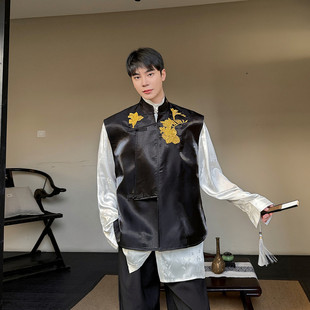 秋装国风复古新中式刺绣提花贡缎亮面马甲男坎肩上衣立领盘扣搭配