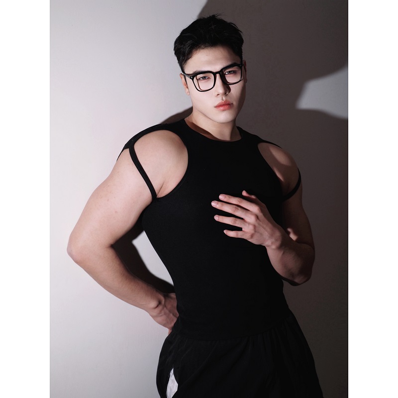 夏季禁欲系小众个性绑带设计弹力罗纹圆领背心男潮流痞帅无袖坎肩