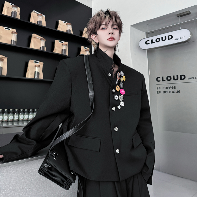 秋季立领新中式风垫肩西服男DIY金属胸针装饰男模穿搭短西装外套
