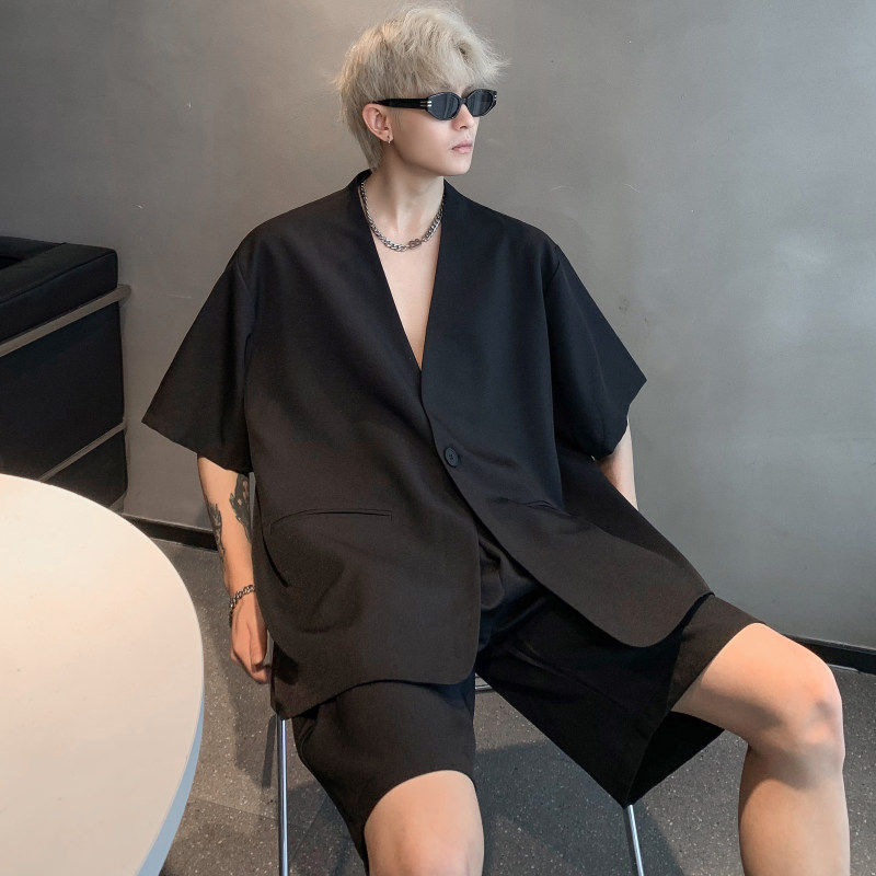 여름 남성 신 정장 정장 남자의 검은 실루엣 섹시한 반팔 정장 하이 엔드 잘 생긴 반바지 투피스 세트 유행