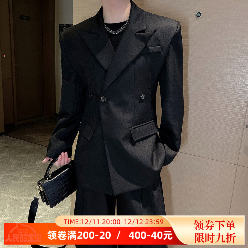 春季小众立体垫肩正肩廓形收腰西装男外套痞帅高级感穿搭男模西服