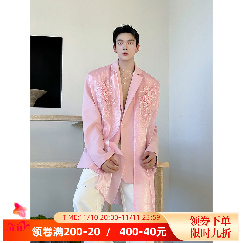 秋季时尚设计师走秀款粉色个性刺绣飘纱气质西服外套演出高级感男
