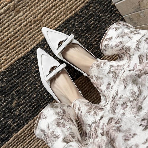 优雅蝴蝶结真皮中跟凉鞋5cm 小香风气质尖头时装女鞋头层牛皮后空