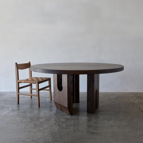 复古风圆形实木餐桌餐台