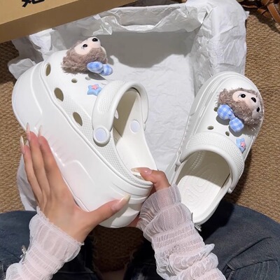 雪莉玫厚底洞洞鞋女外穿2026新款夏季踩屎感小个子增高包头凉拖鞋