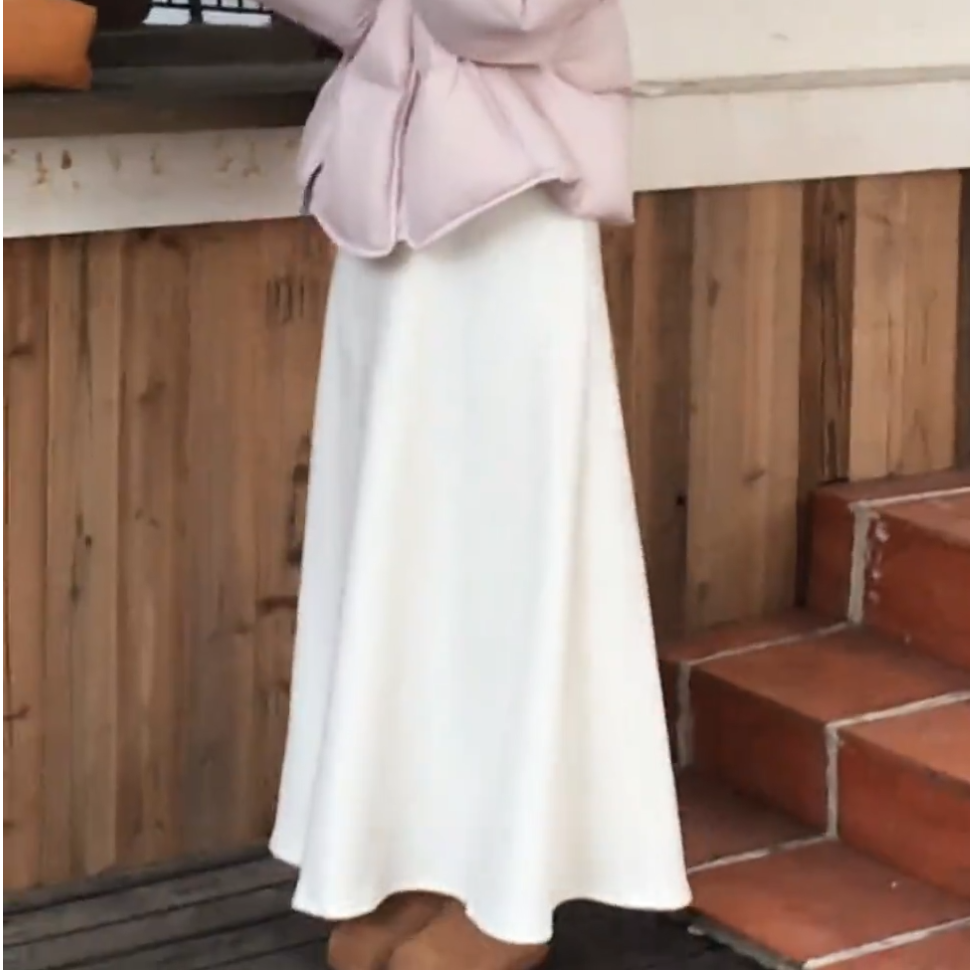 简约风白色羊毛大摆垂坠感半身裙