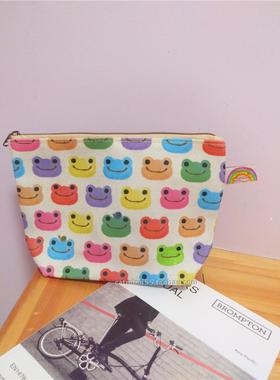 日本17年10月款日本彩虹色 pickles the frog 化妆包 零钱包笔袋