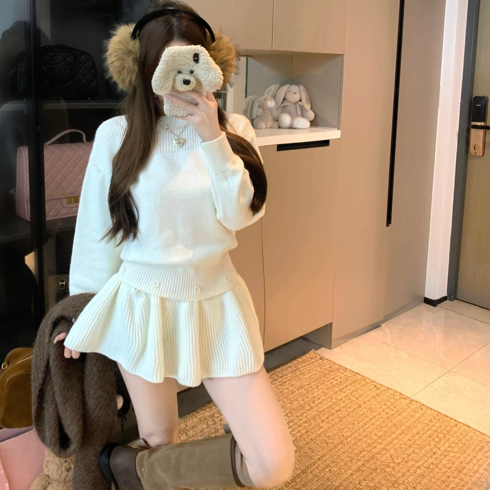 江浙沪千金白色长袖针织连衣裙