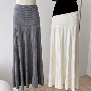 巨好看的坑条好质感白色针织半身裙女秋冬遮胯显瘦气质黑色长裙子