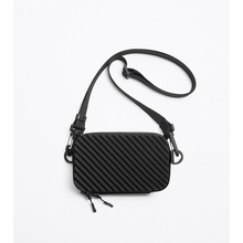 ZARA新款男包黑色盒型休闲单肩斜挎包男士百搭潮流小方包男女同款