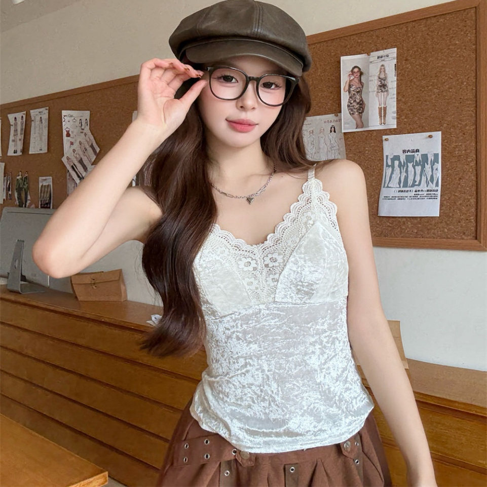 法式蕾丝v领吊带背心女2025秋冬新款内搭带胸垫打底美背抹胸上衣,女士内衣/男士内衣/家居服,保暖背心,淘宝优惠券,粉丝福利购,淘宝优惠卷