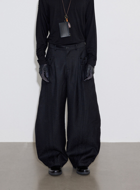 SoleMass Pioneer 立体压褶阔腿裤 暗纹面料 钉珠设计 先锋弯刀裤