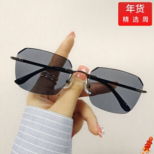 变色无框近视眼镜男配有度数100 150 200 300度防蓝光近视镜男款