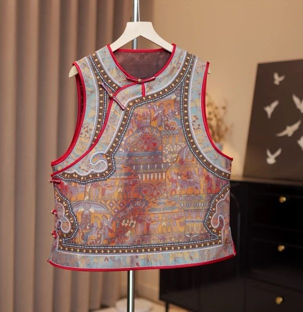 【罗马假日】新中式国风刺绣宽松百搭马甲女新款气质复古盘扣民族,女装/女士精品,马夹,淘宝优惠券,粉丝福利购,淘宝优惠卷