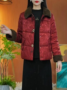 年轻妈妈冬装羊绒服2025冬季新款中年女装毛领短款印花棉服袄外套