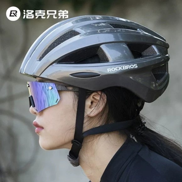 洛克兄弟骑行头盔带尾灯充电