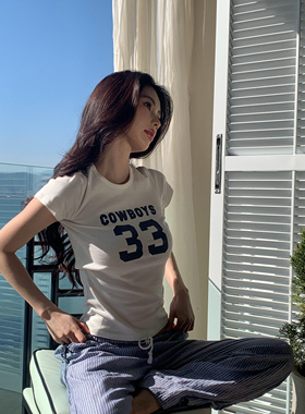 BM官网新款美式复古白色短袖t恤女夏季修身显瘦辣妹球衣百搭上衣
