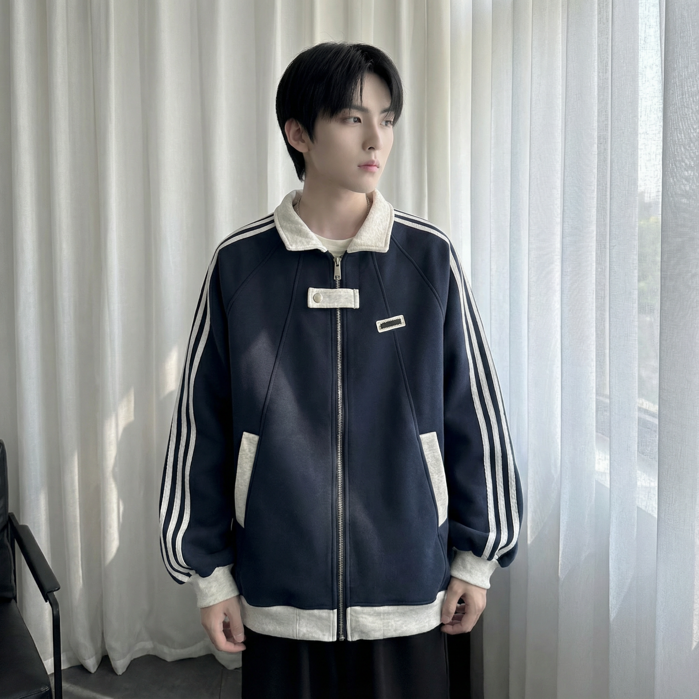 现货2026三条杠翻领夹克男宽松休闲运动外套现货R238-P68，男装夹克，星座1017