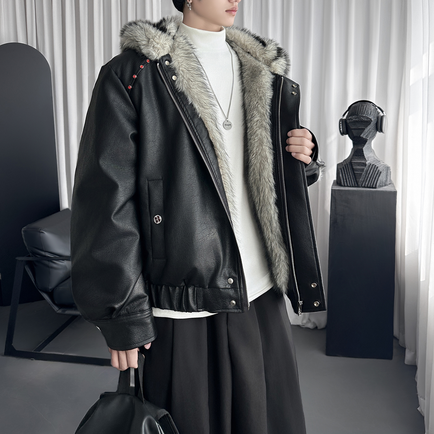 重磅座山雕加绒加厚皮衣连帽毛领棉服短宽外套M3181-P158，男装皮衣，星座1017