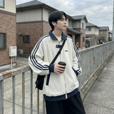 灰色