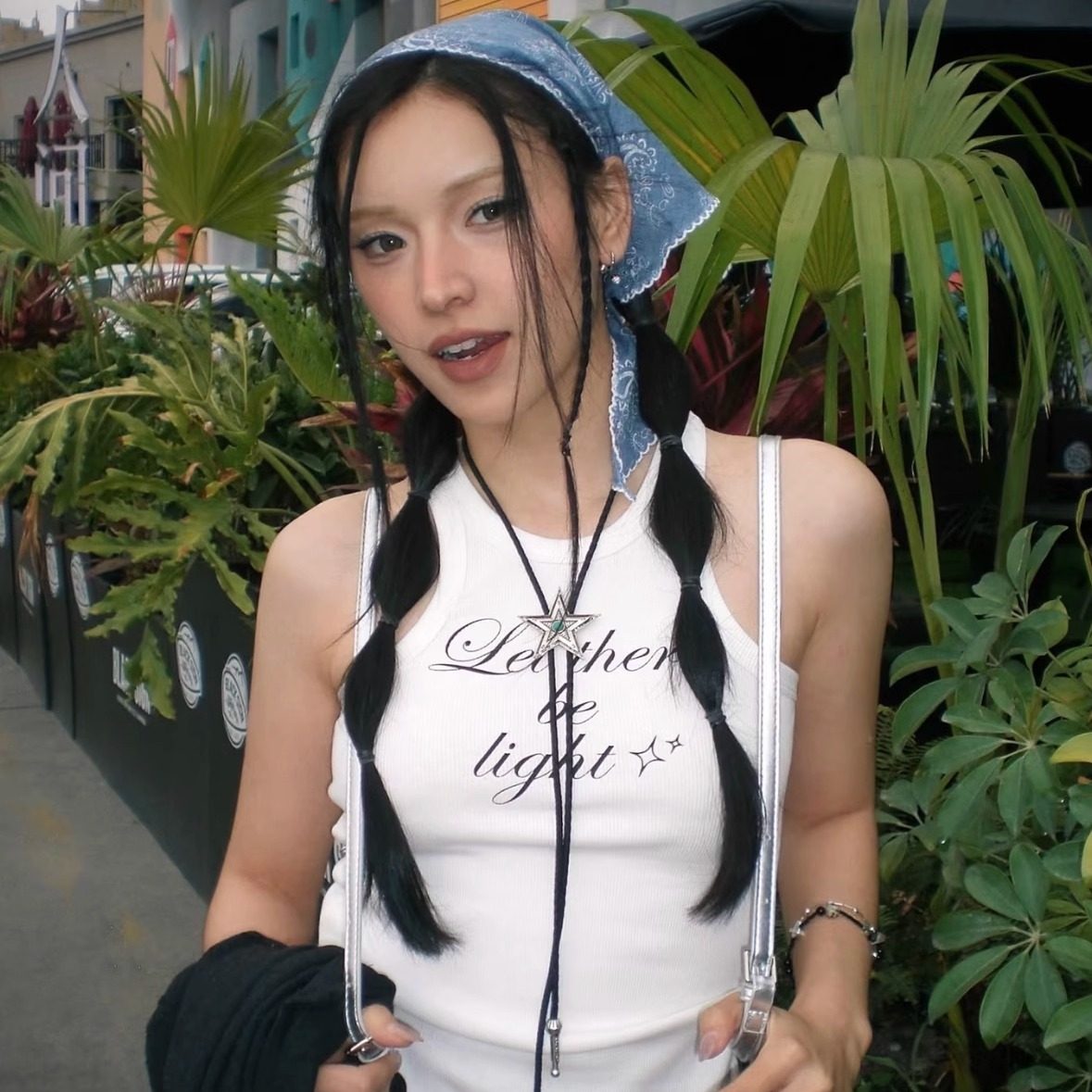 法式复古头巾丝巾春夏季薄小颈巾丝带发带腰果头巾百搭女棉三角巾