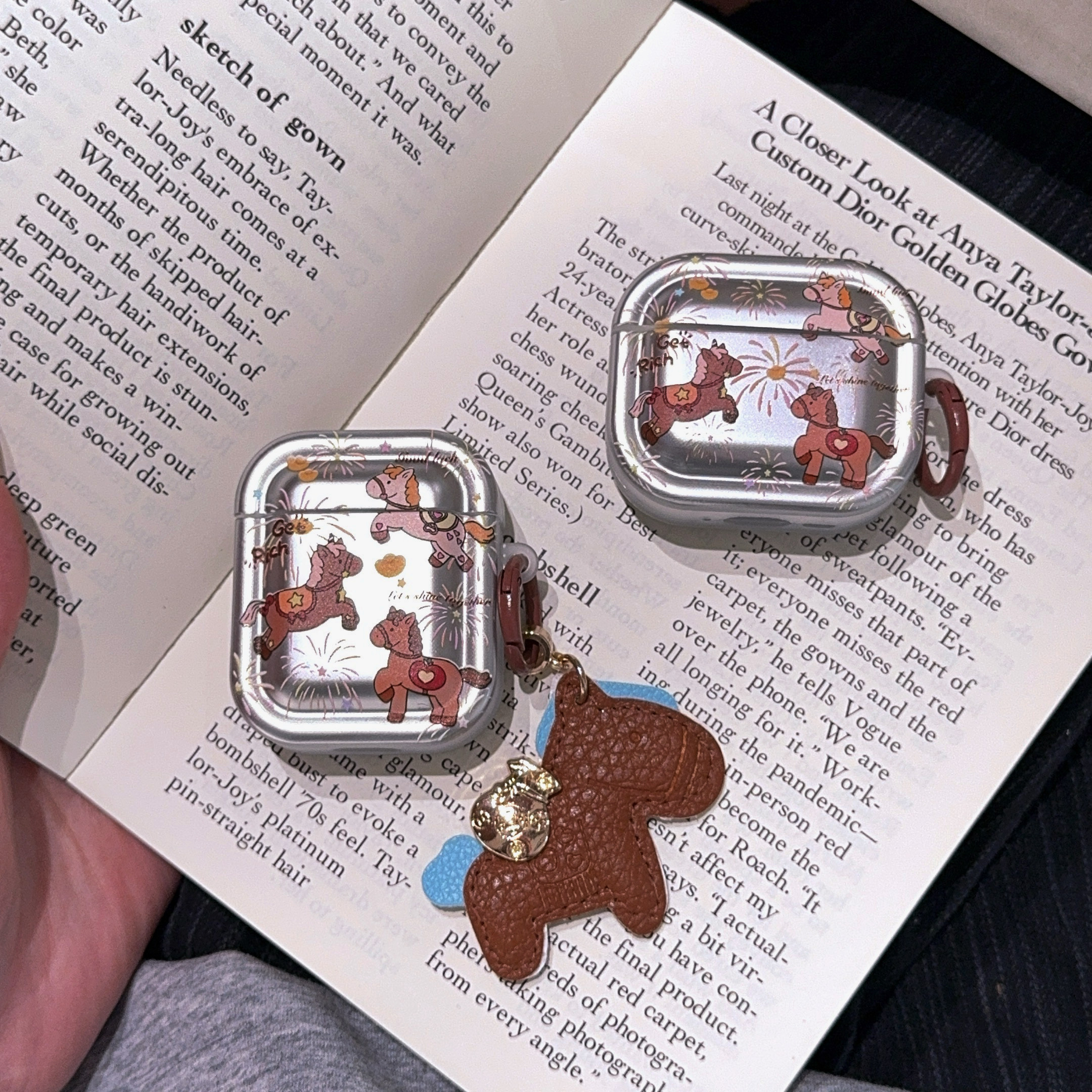 可爱卡通马上有钱AirPods保护套 适用airpods4保护壳苹果耳机保护套 苹果airpods pro3保护套无线蓝牙耳机壳