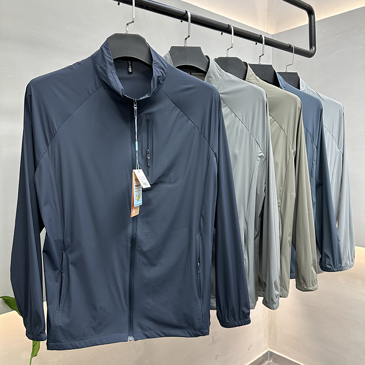 男士丝滑垂坠高弹透气立领皮肤衣