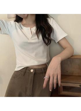2026 women clothes6535棉夏季超火设计感小众纽扣短袖T恤女短款