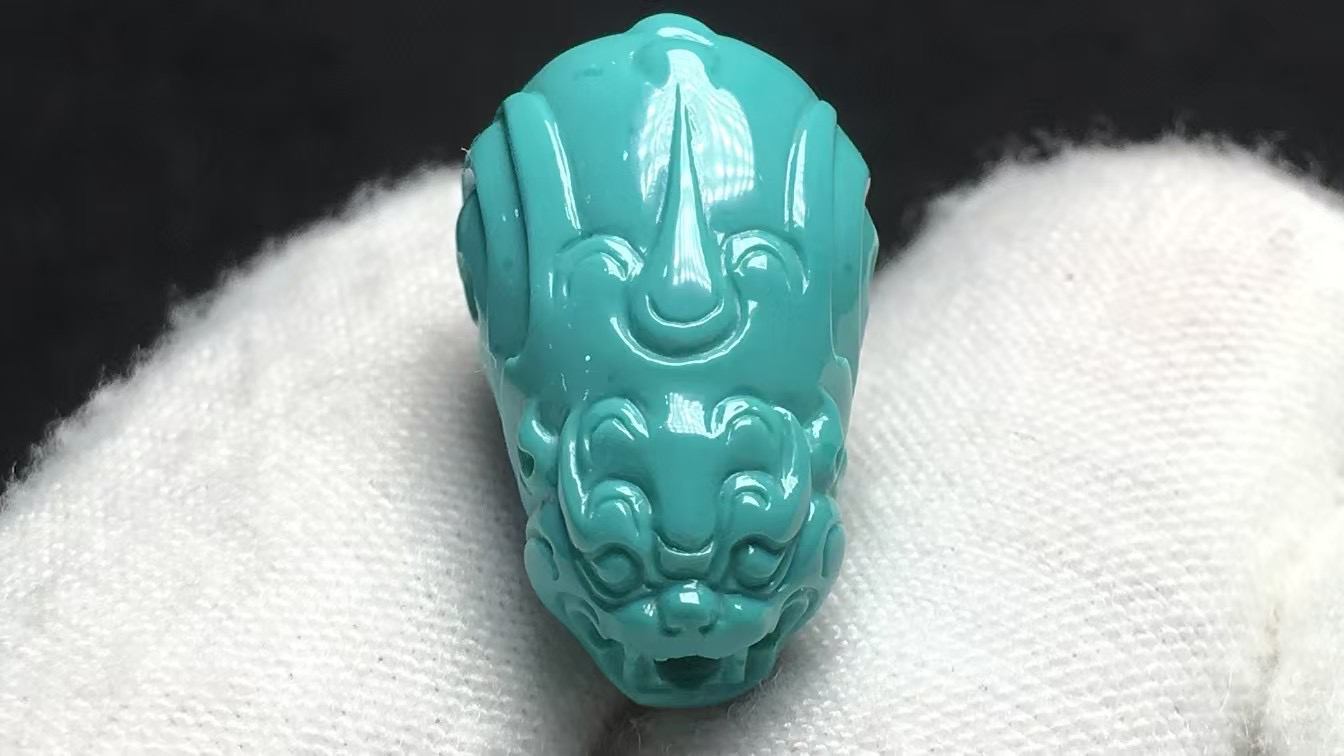 湖北十堰矿区天然原矿绿松石回纹瑞兽貔貅三通雕刻珠手串配饰