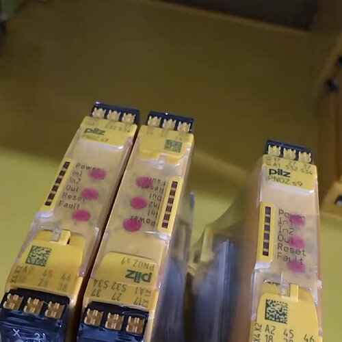 议价PILZ 皮尔兹 PNOZ s9 安全继电器 型号751109 全新现货