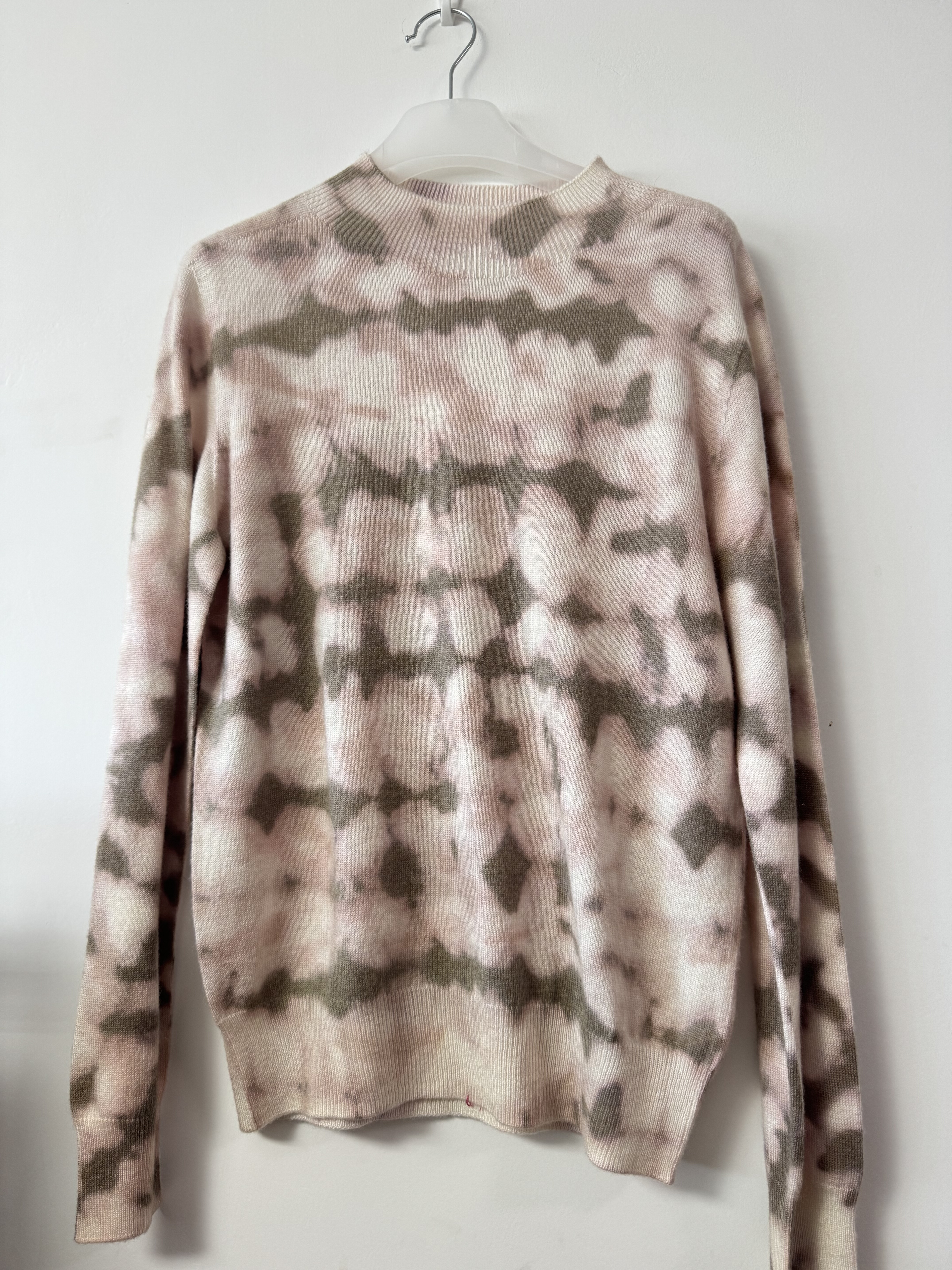 100 绵羊毛无缝一线成型 保暖半高领针织打底衫上衣毛衣彩色晕染