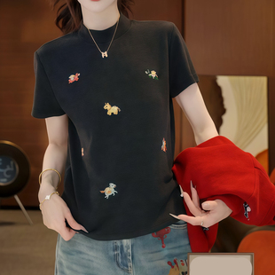 2026早春新款磨毛小马刺绣短袖t恤女宽松百搭大码胖mm女士上衣潮