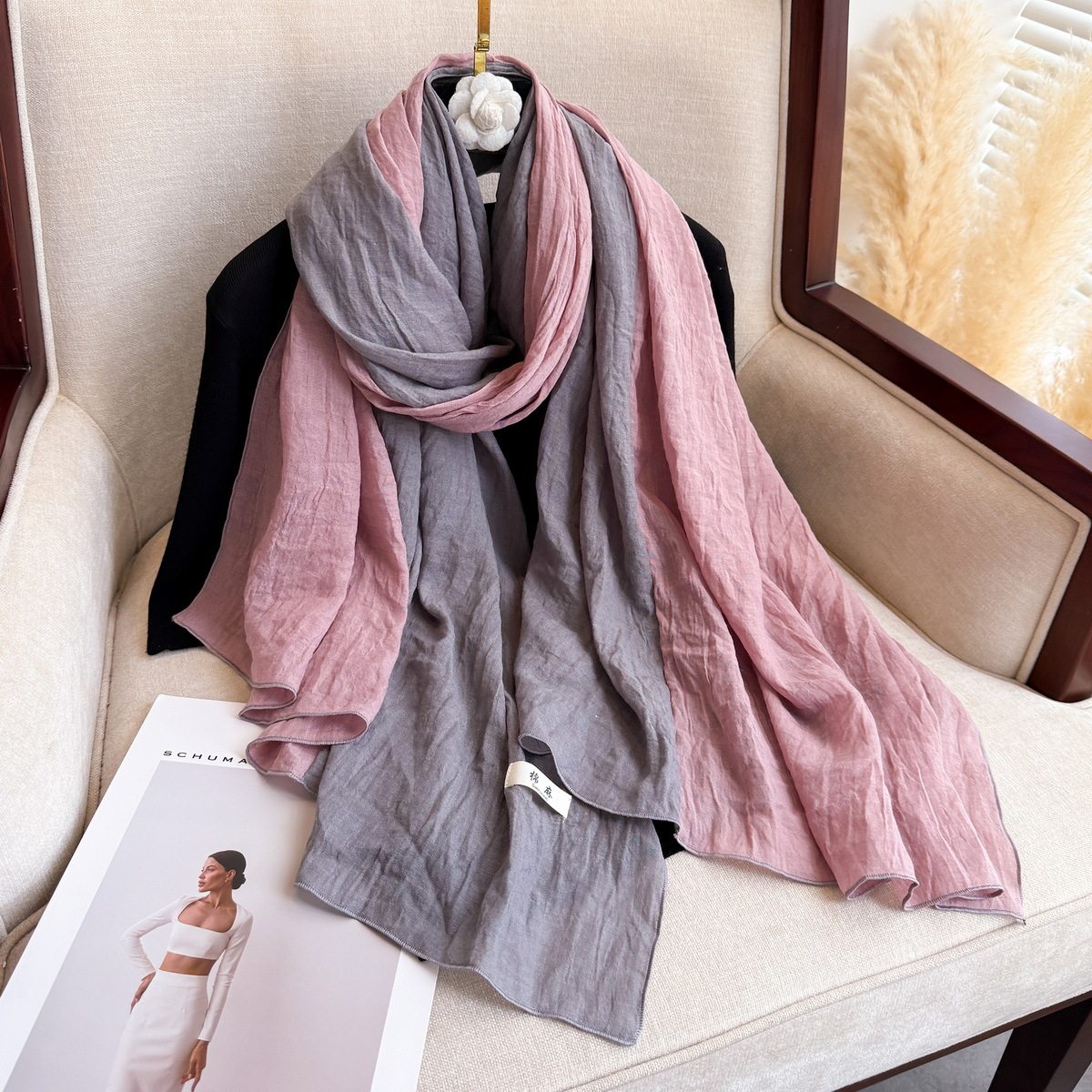 新款日系渐变色拼接棉麻围巾女春秋冬季文艺复古百搭薄款丝巾披肩