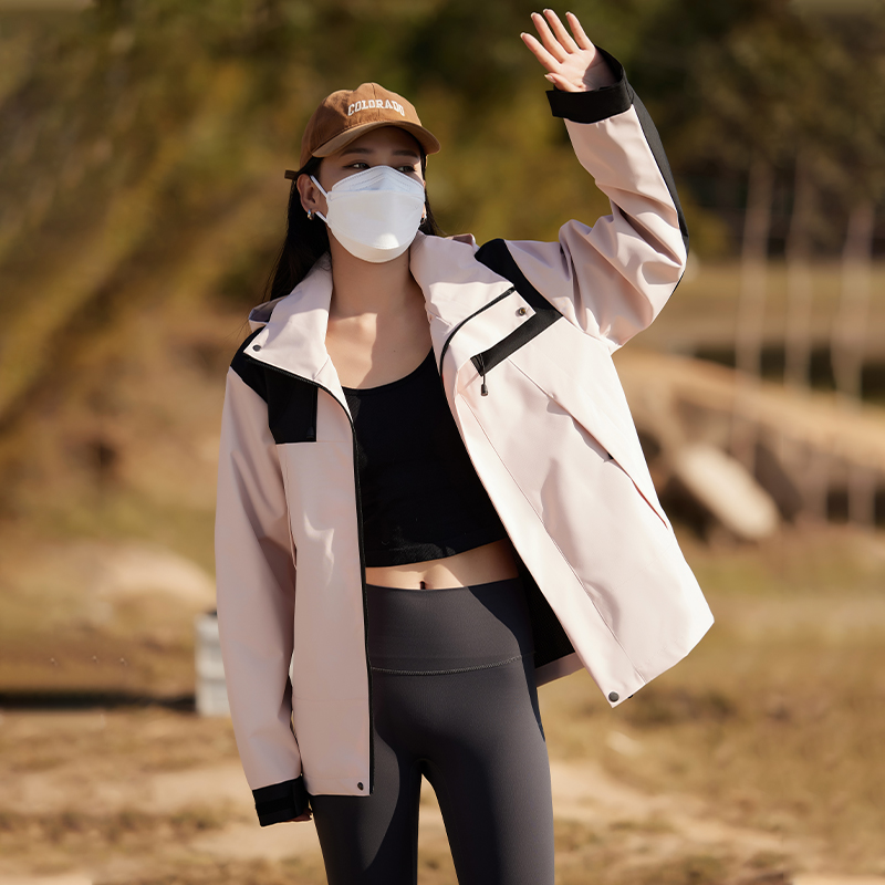 雪峰狼印暴雨级冲锋衣春秋