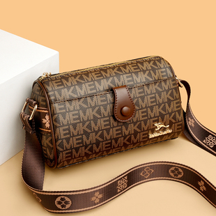 帝豪袋鼠真皮小包包女2026新款 中年妈妈枕头包宽带软皮字母斜跨包