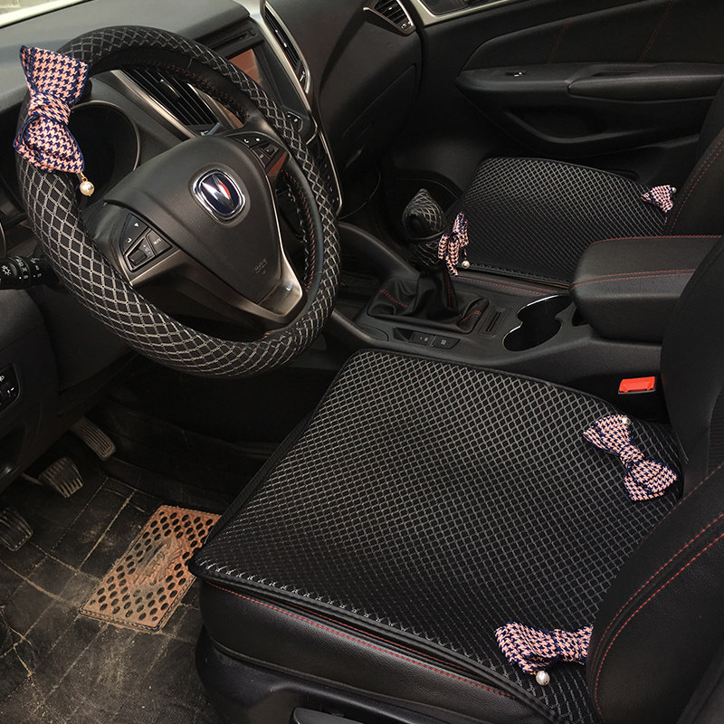 女王珍珠汽车坐垫夏季冰丝透气散热蝴蝶结单垫单片3d屁屁垫三件套
