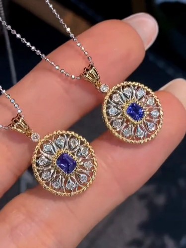 18k金镶钻 天然无烧彩色蓝宝石吊坠30分 布契拉提手工拉丝工艺