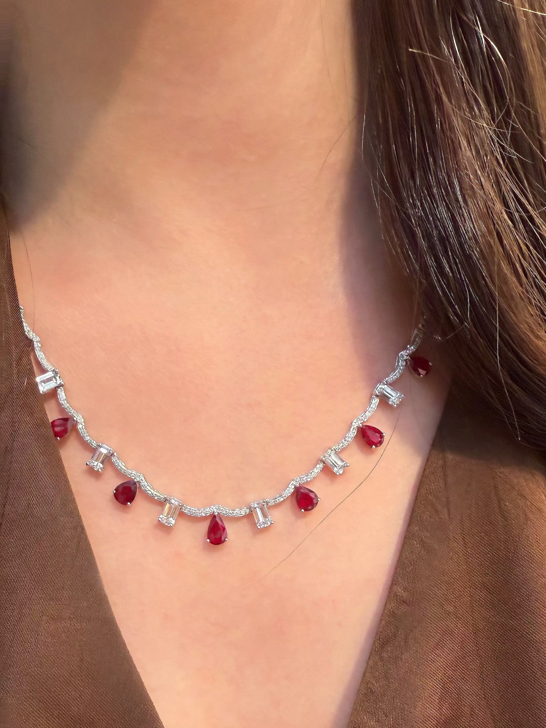 18k金4.3克拉天然红宝石水滴钻石项链 重5g 天然钻石镶嵌贵气奢华