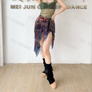 新款肚皮舞练功服鼓舞腰链三角臀巾半身长裹裙亮片流苏表演出短裙