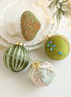 圣诞节装饰品新款绿色丝绒异形泡沫球高质感圣诞树挂饰装饰品吊球