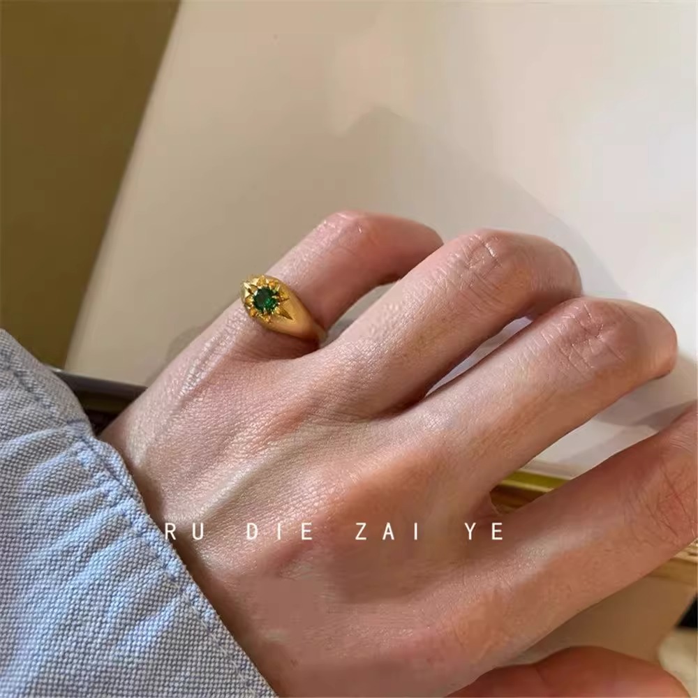 S925纯银中古绿色拉丝戒指女小众设计轻奢高级感尾戒新中式对戒女