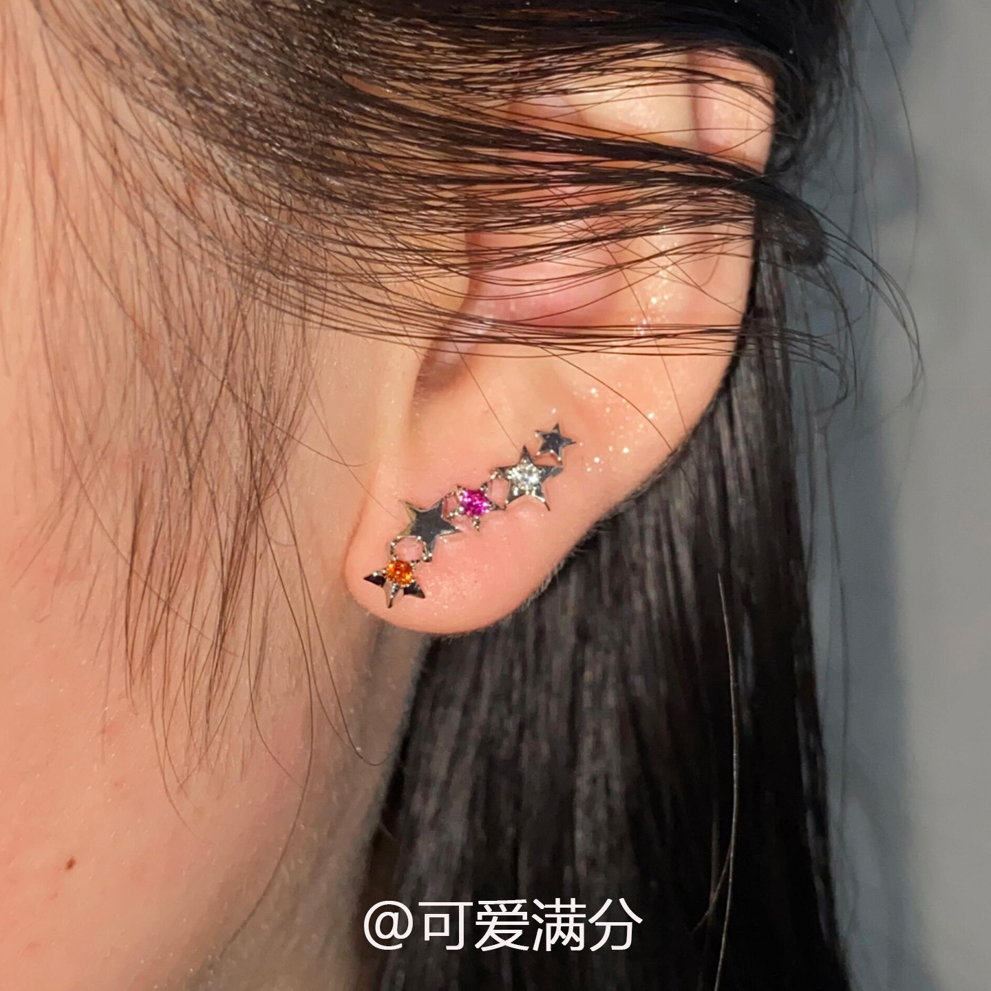 甜酷风多巴胺彩色星星耳钉