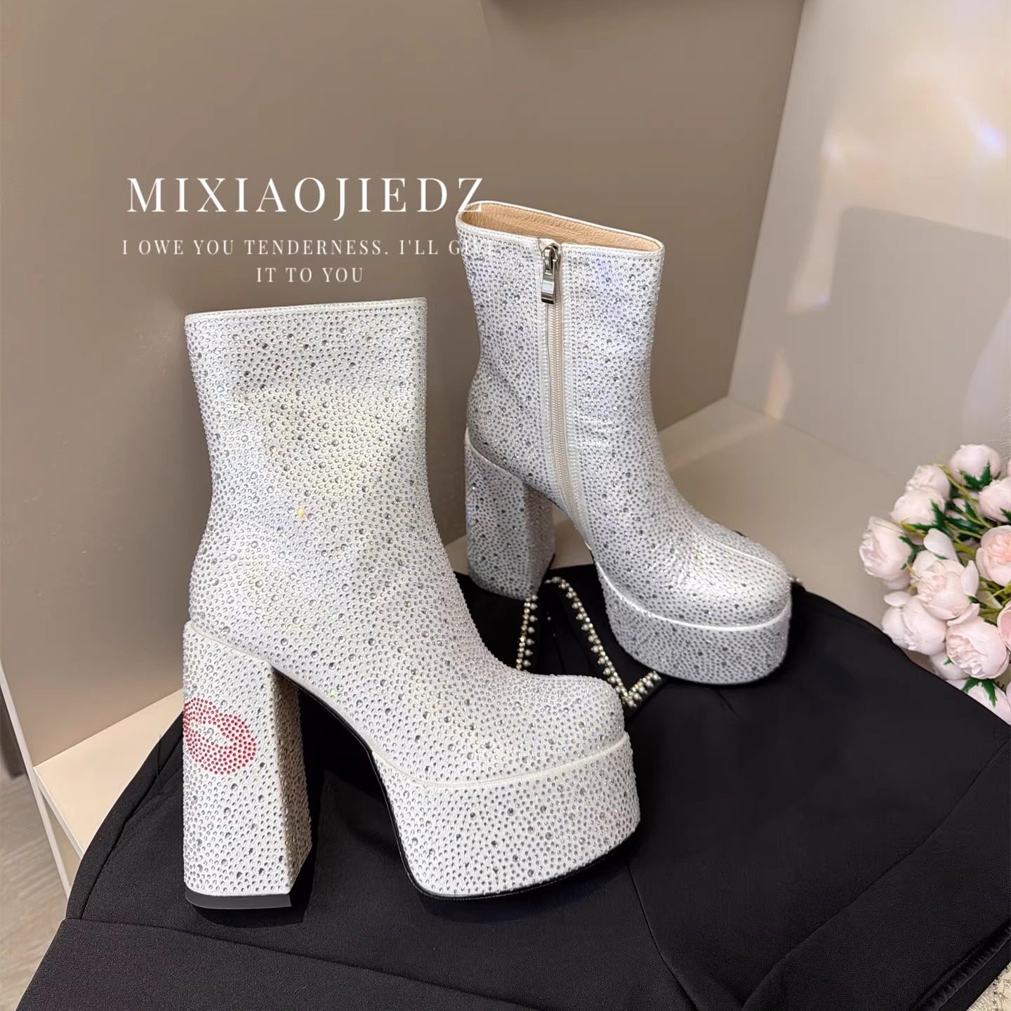 米小姐轻奢高端2025新款粗高跟防水台不累脚短靴水钻方头气质女鞋,女鞋,时装靴,淘宝优惠券,粉丝福利购,淘宝优惠卷