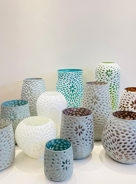 手工摹刻烟花花瓶太阳花图案白灰蓝大气家居装饰插鲜花用装饰品