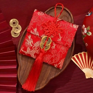 2026款新年布艺红包袋刺绣马年中国结红包生儿童小孩利是封压