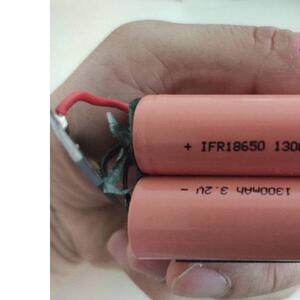 适用趴趴走扫地机吸尘器 IFR18650 1300mAh 3.2V 12.8V充电电池组