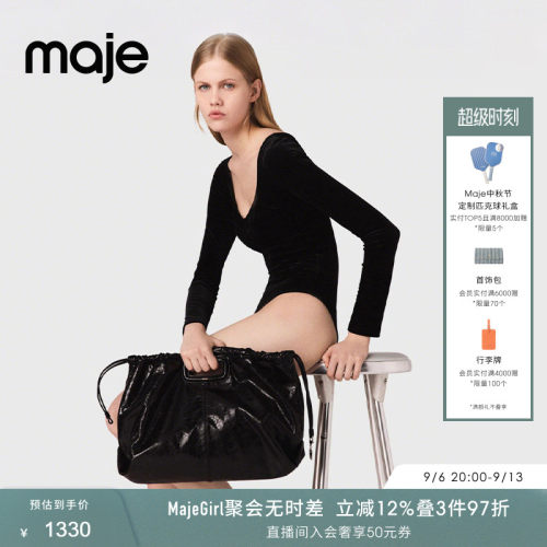 时尚灯芯绒长袖款式 紧身大圆领胸衣设计