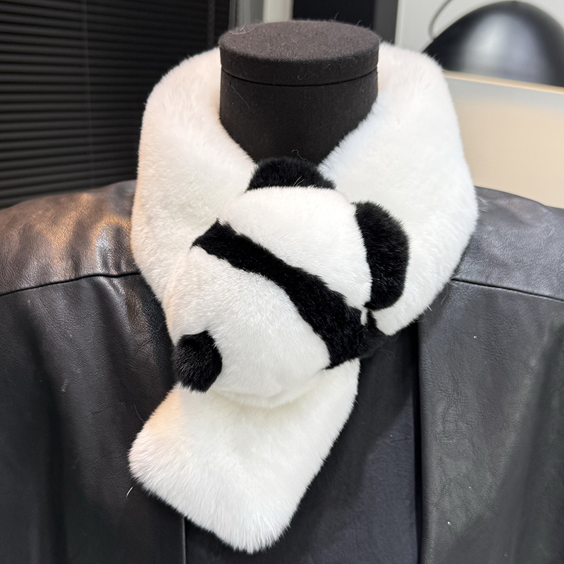 可爱小熊猫皮草围巾保暖毛毛围脖